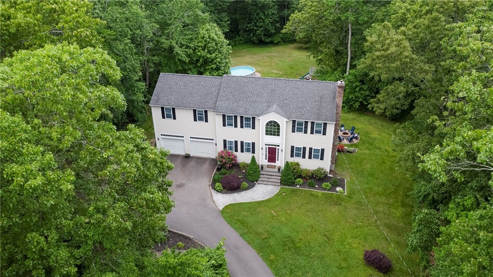 26 Hickory Ln, Westerly, RI 02891 - photo 1