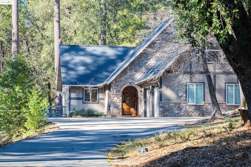 Sold $865,000