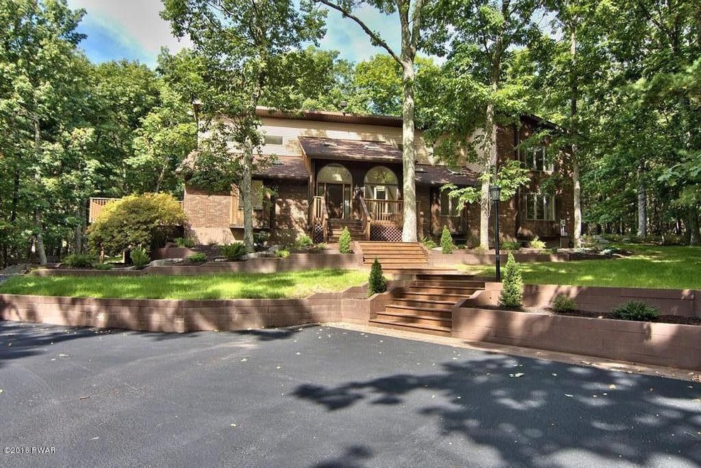 111 Westbrook Ct, Tafton, PA 18464 - photo 1