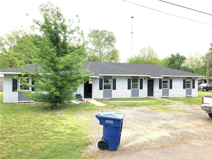 803 S Fargo St, Muldrow, OK 74948 - photo 1