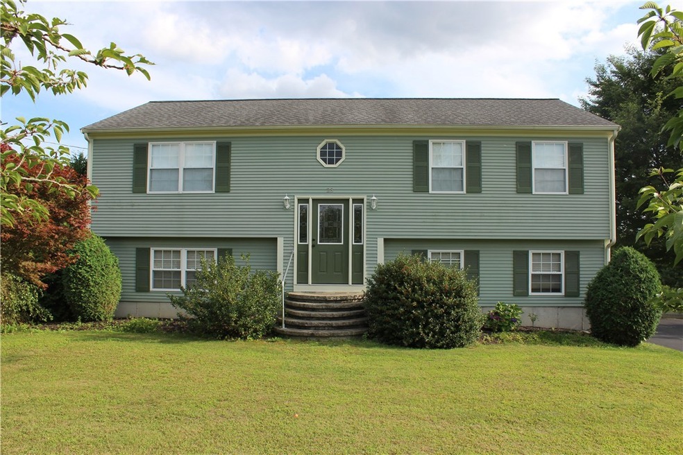 23 Brittney Ln, Warren, RI 02885 - photo 1