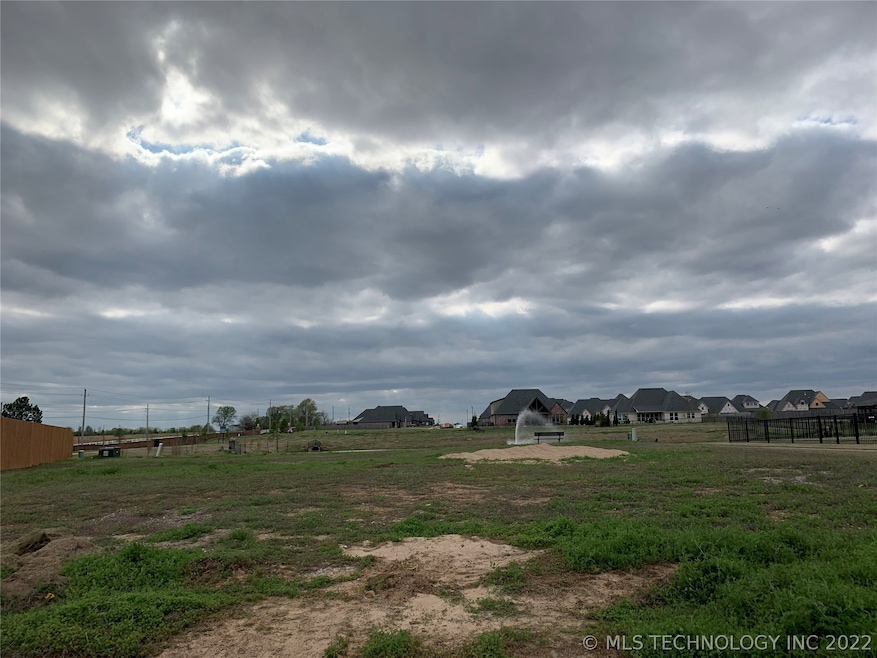 13012 S 4th Place, Jenks, OK 74037 - photo 1