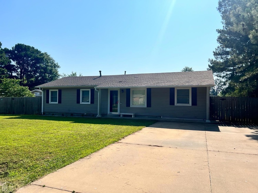 211 Myette St, Jonesboro, AR 72401 - photo 1