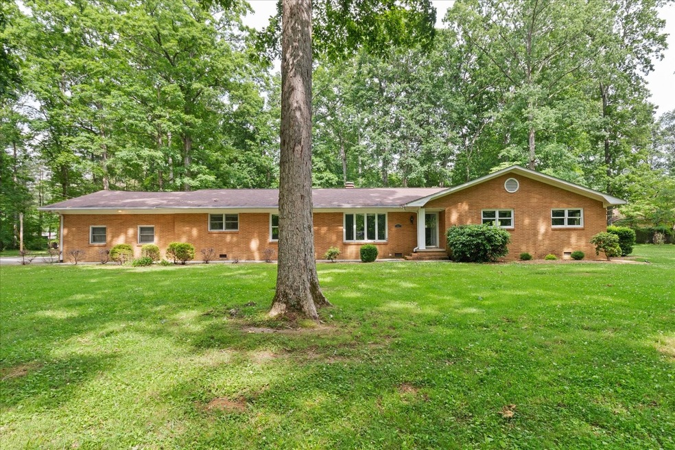 406 Dogwood Dr, Manchester, TN 37355 - photo 1