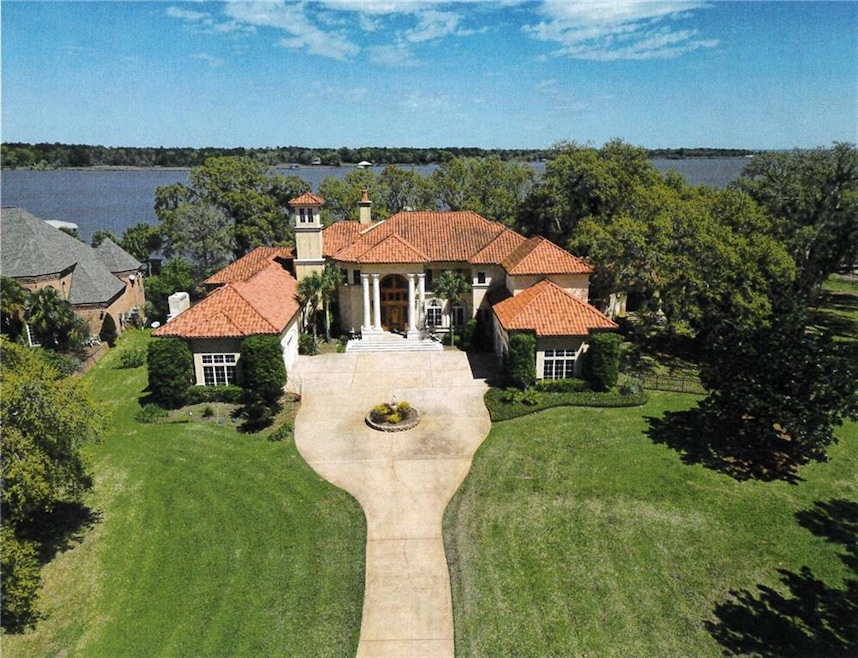 5690 Riverview Pointe Dr E, Theodore, AL 36582 - photo 1