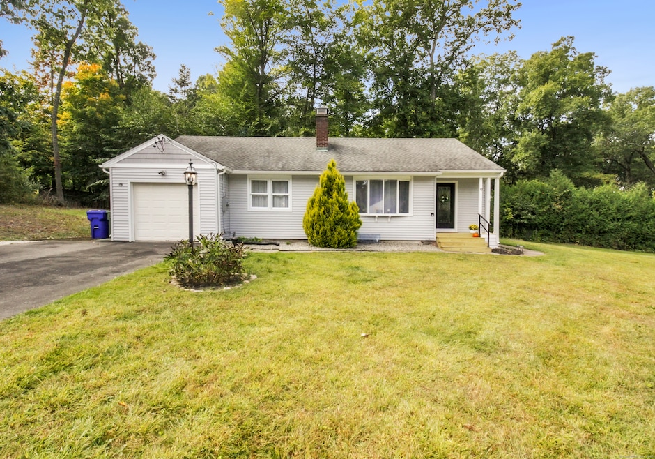 9 Bayberry Rd, Glastonbury, CT 06033 - photo 1