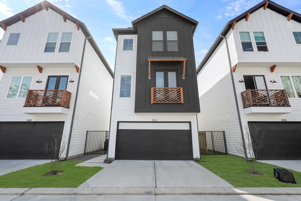 1843 Flowing Springs Trail, Spring Branch, TX 77080 - photo 1