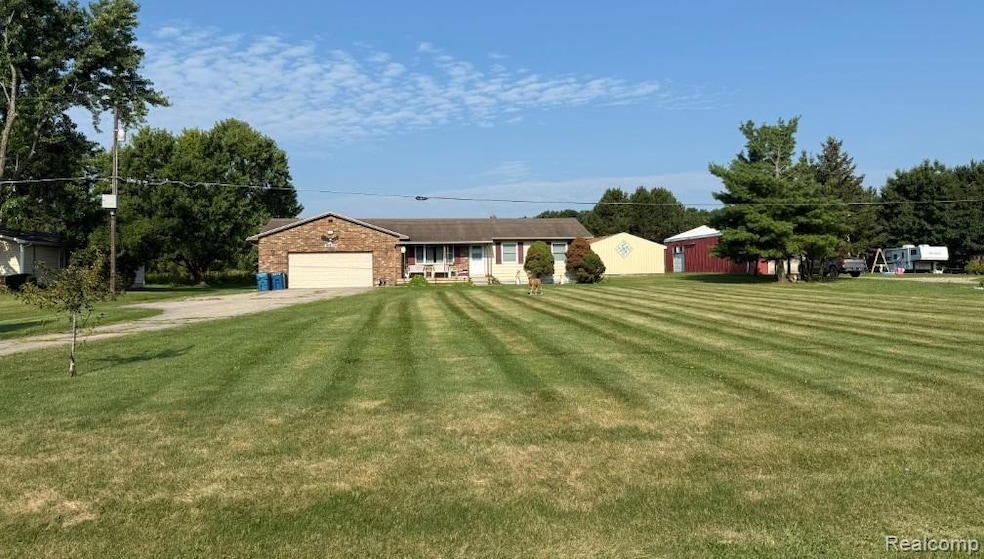 4320 Seymour Rd, Swartz Creek, MI 48473 - photo 1