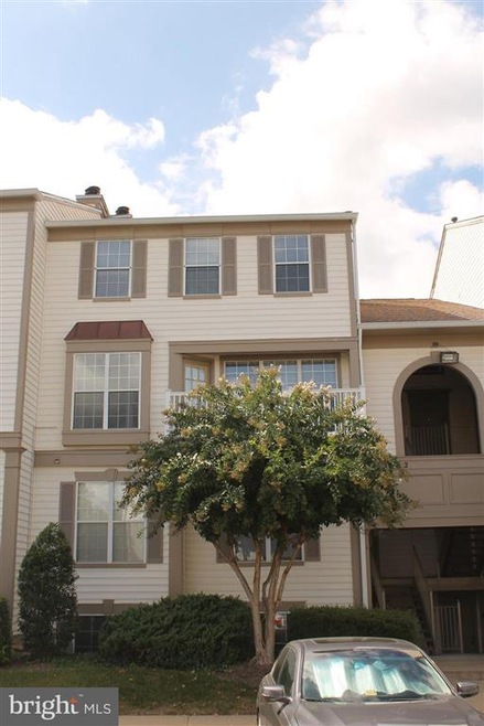 9262 Cardinal Forest Ln unit 301, Lorton, VA 22079 - photo 1
