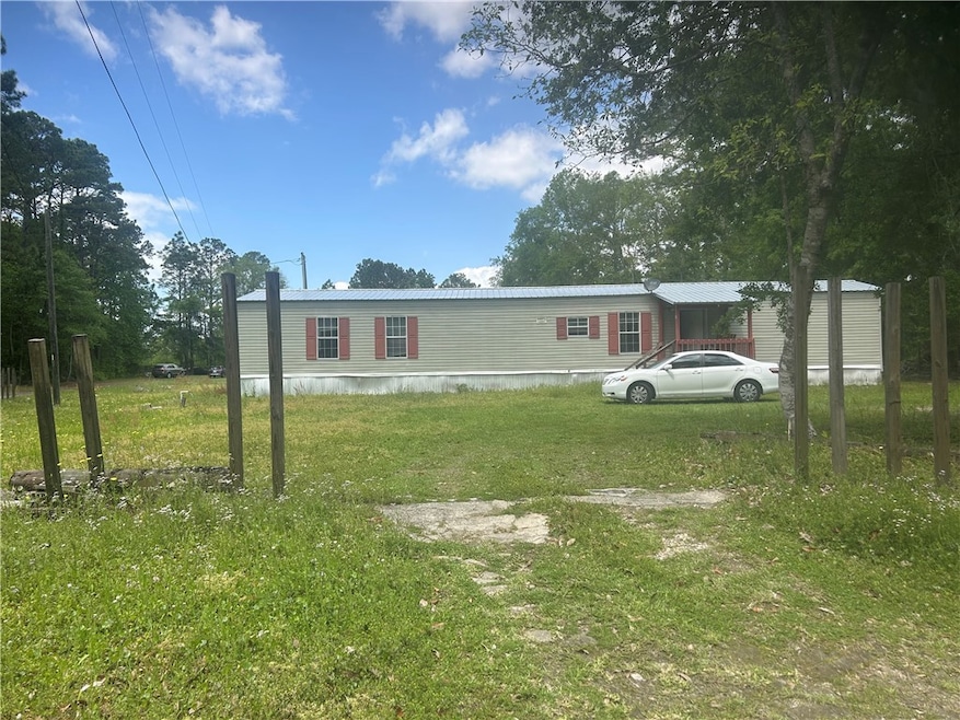 132 Mister Rd, Brunswick, GA 31523 - photo 1