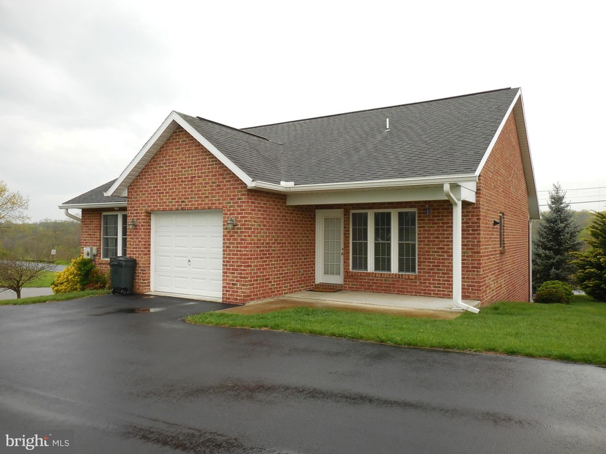 1196 Hollywell Ave, Chambersburg, PA 17201 - photo 1