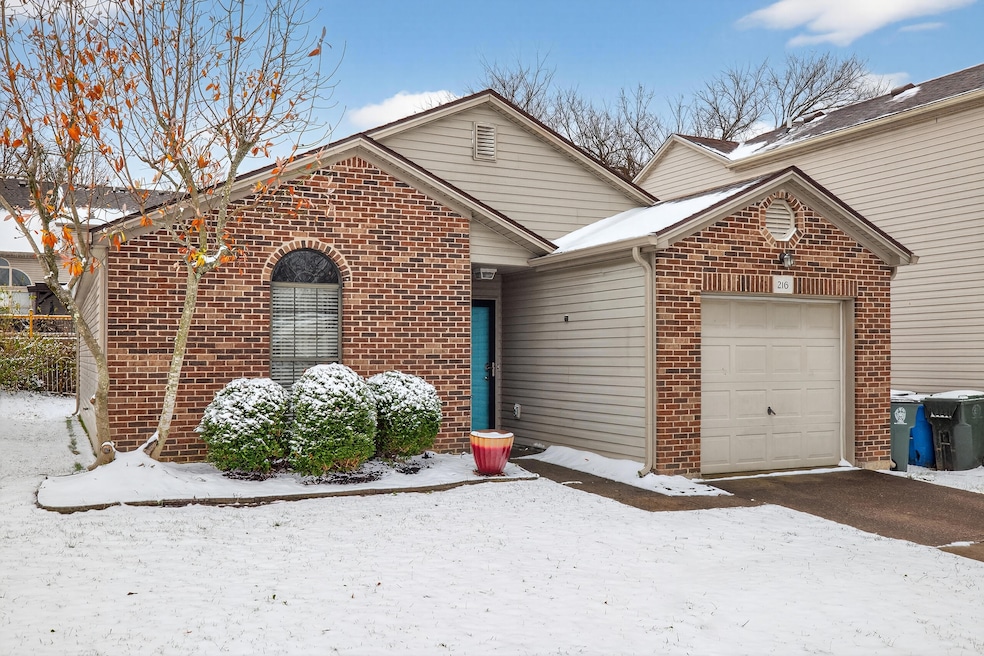 216 Ellemoor Ln, Lexington, KY 40515 - photo 1