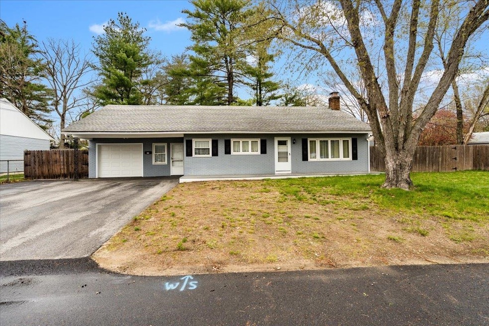 2 Dawn St, Nashua, NH 03064 - photo 1