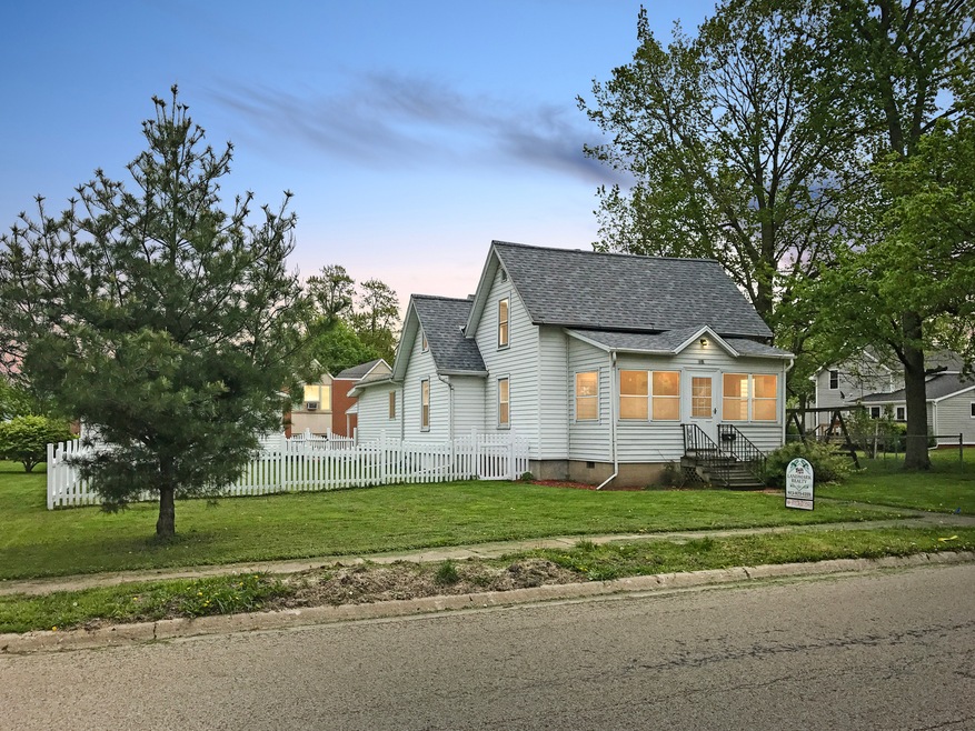 115 N 1st St, Princeton, IL 61356 - photo 1