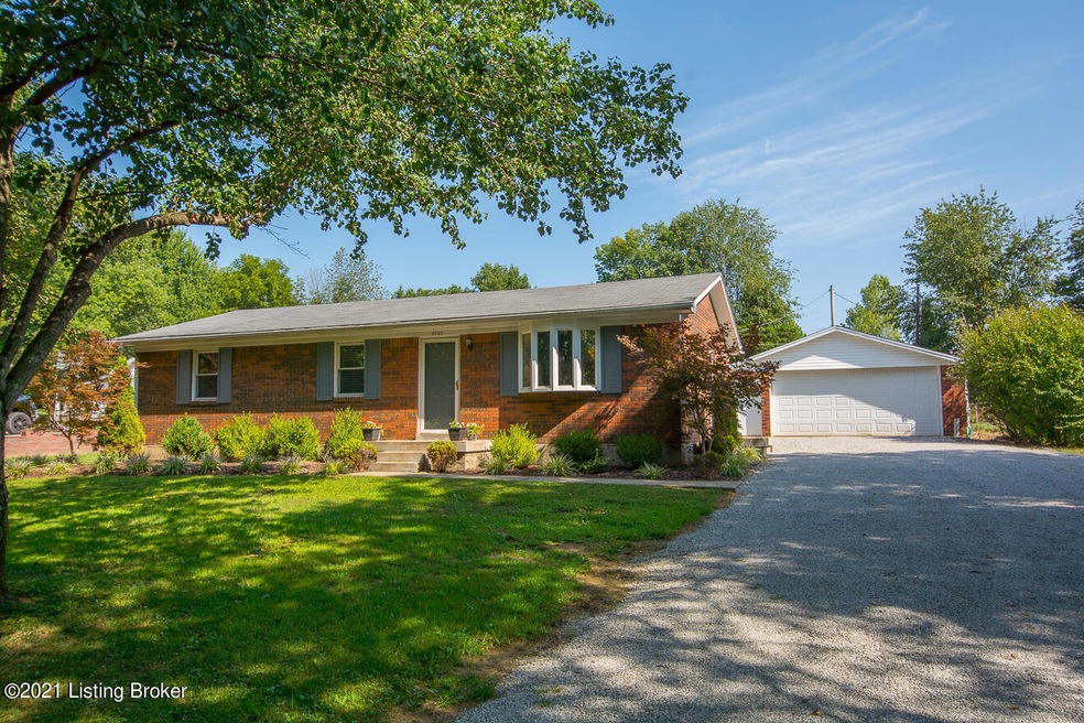 4242 Flatlick Rd, Mount Washington, KY 40047 - photo 1