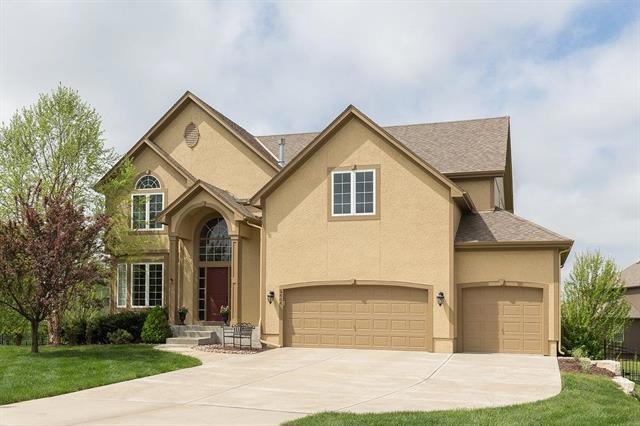 9606 Appleridge Ln, Lenexa, KS 66227 - photo 1