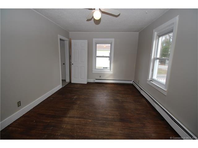 10 Drawbridge Rd, Preston, CT 06365 - photo 1