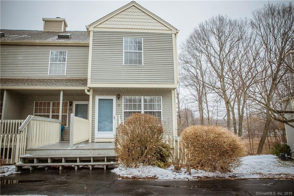 52 Manorwood Dr unit 52, Branford, CT 06405 - photo 1