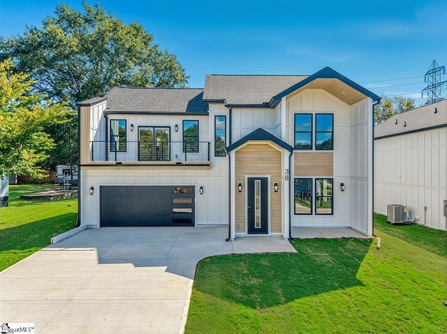 38 Gentry St, Greenville, SC 29611 - photo 1