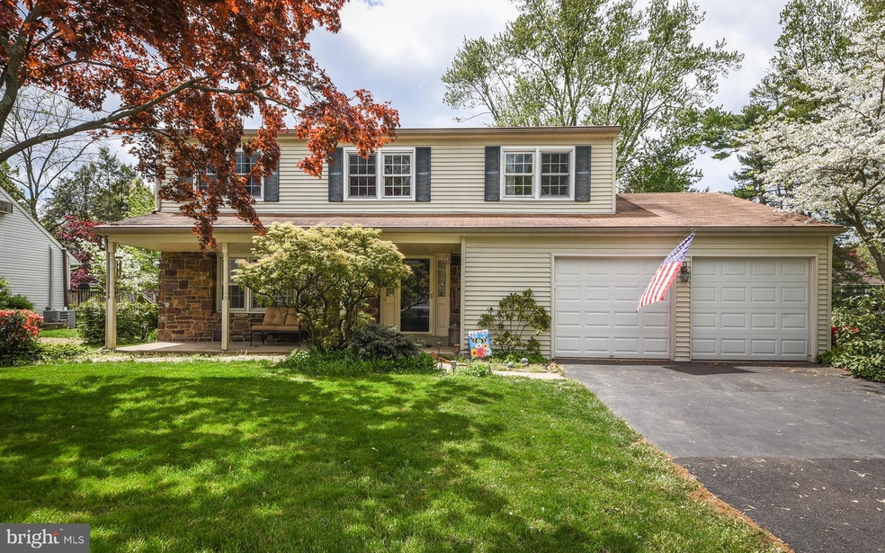 196 Share Dr, Morrisville, PA 19067 - photo 1