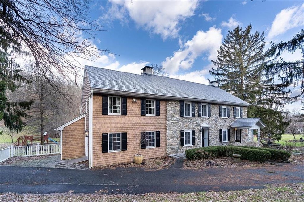 2121 Weisstown Rd, Boyertown, PA 19512 - photo 1