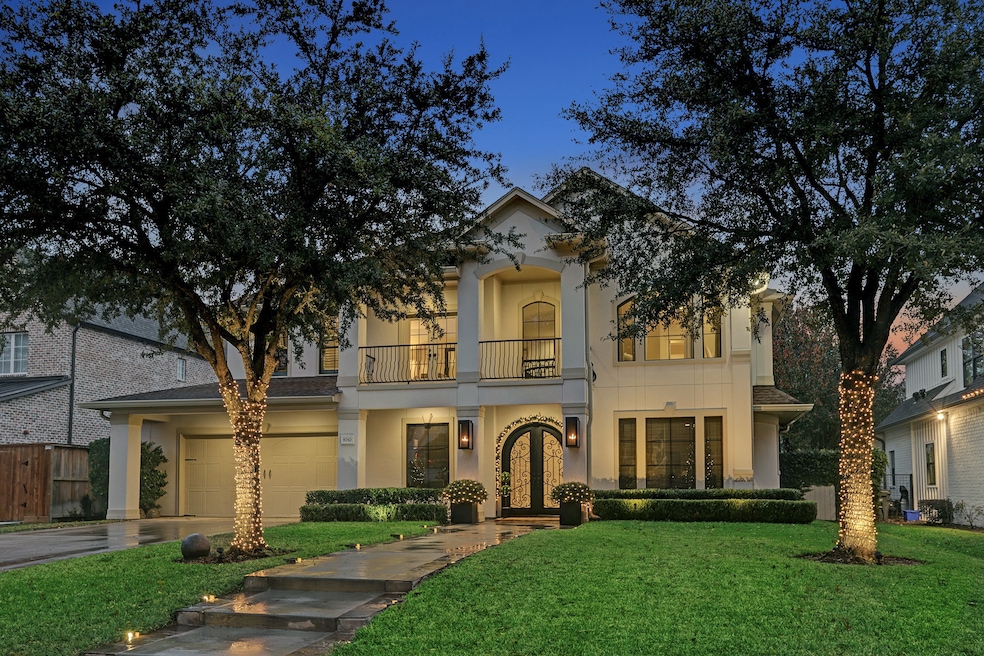 8710 Cedardale Dr, Houston, TX 77055 - photo 1