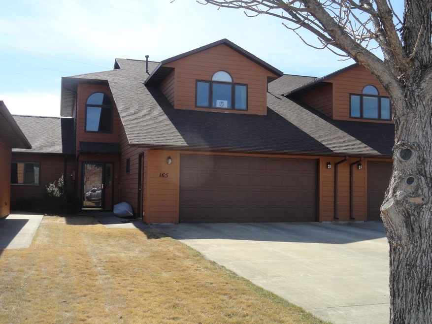 165 Islay Ave