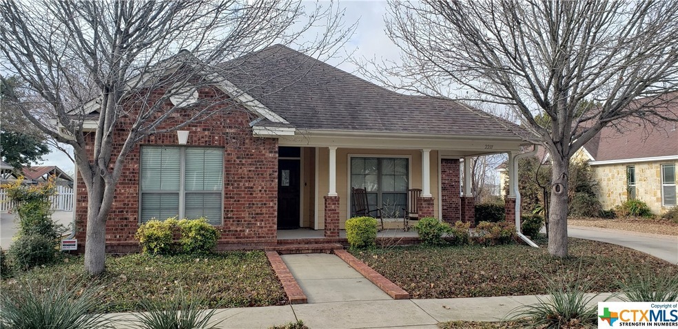 2211 Gruene Lake Dr, New Braunfels, TX 78130 - photo 1