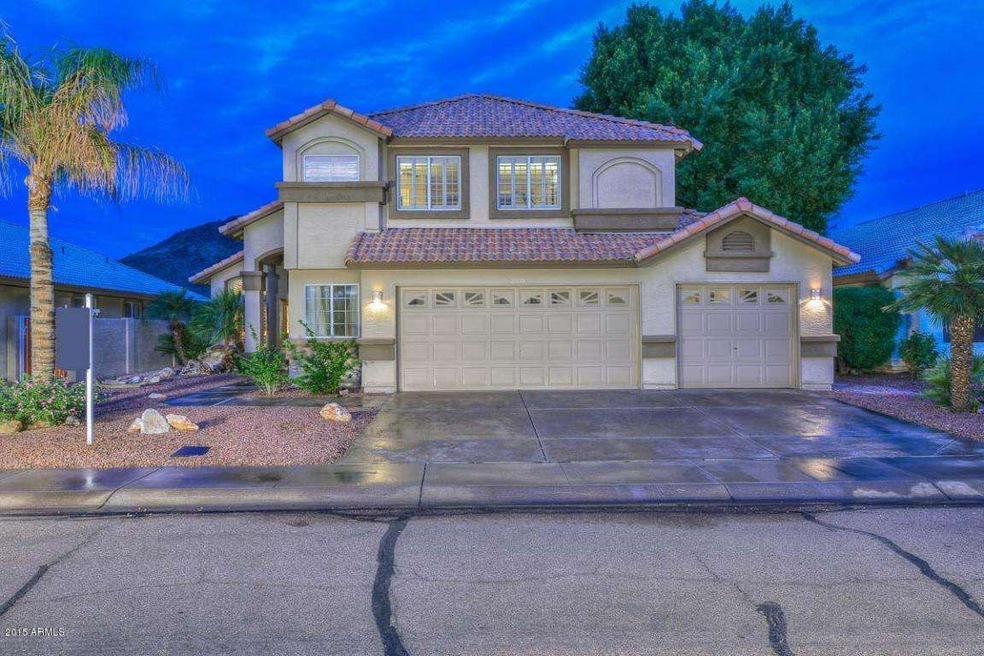 Night-Front View2-NS