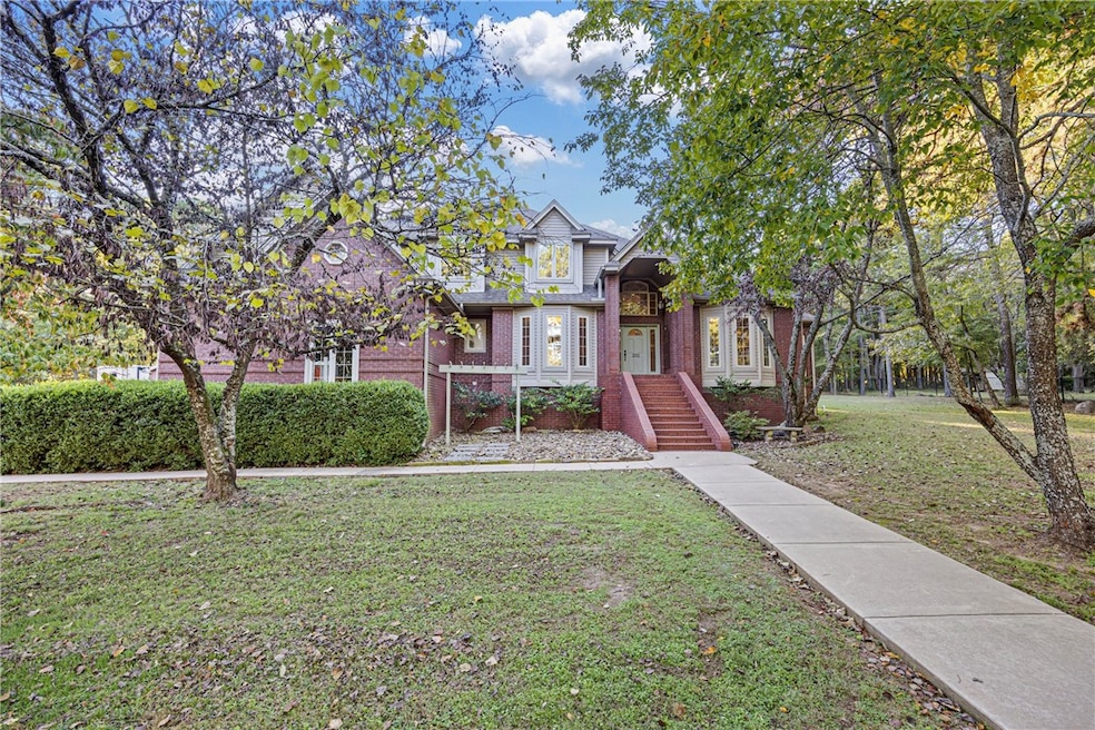 211 Park Rd, Russellville, AR 72802 - photo 1