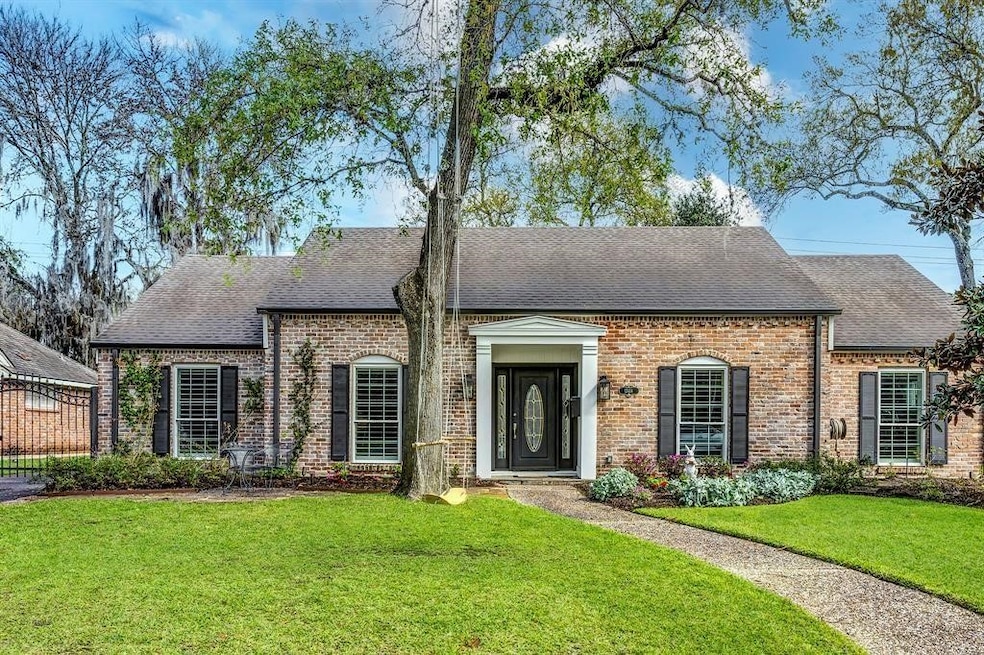 13414 Butterfly Ln, Houston, TX 77079 - photo 1