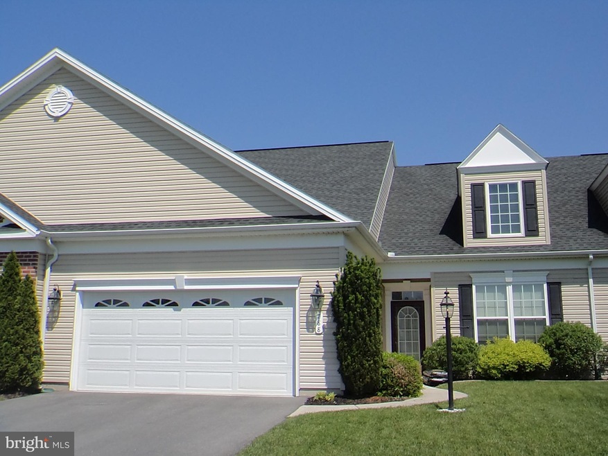 788 Shook Ct E, Greencastle, PA 17225 - photo 1