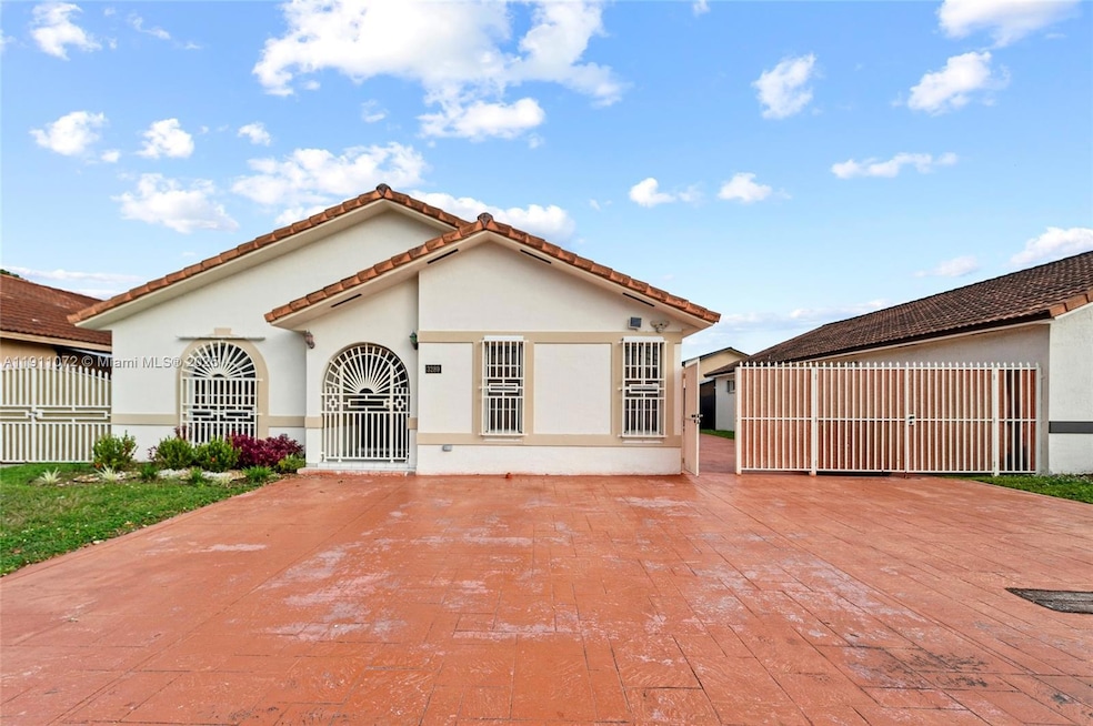 3289 W 76th St, Hialeah, FL 33018 - photo 1