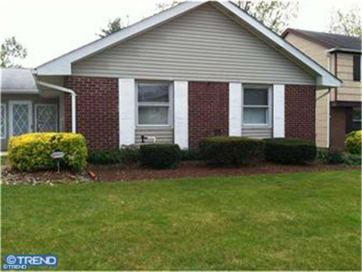 22 Pheasant Ln, Willingboro, NJ 08046 - photo 1