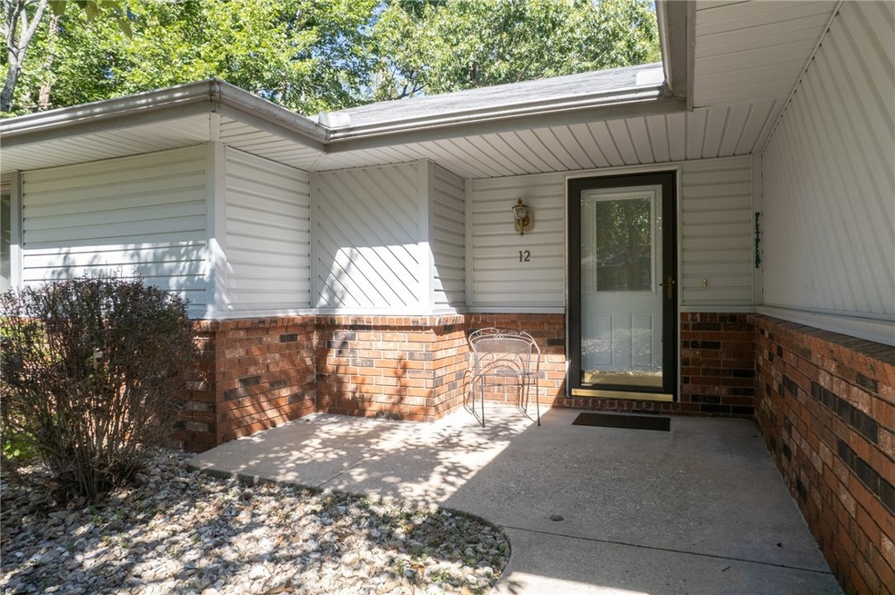 12 Brentwood Dr, Bella Vista, AR 72715 - photo 1