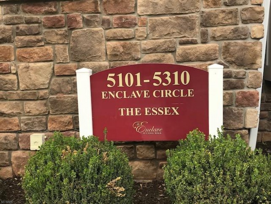 5108 Enclave Cir unit 5108, Franklin Township, NJ 08873 - photo 1