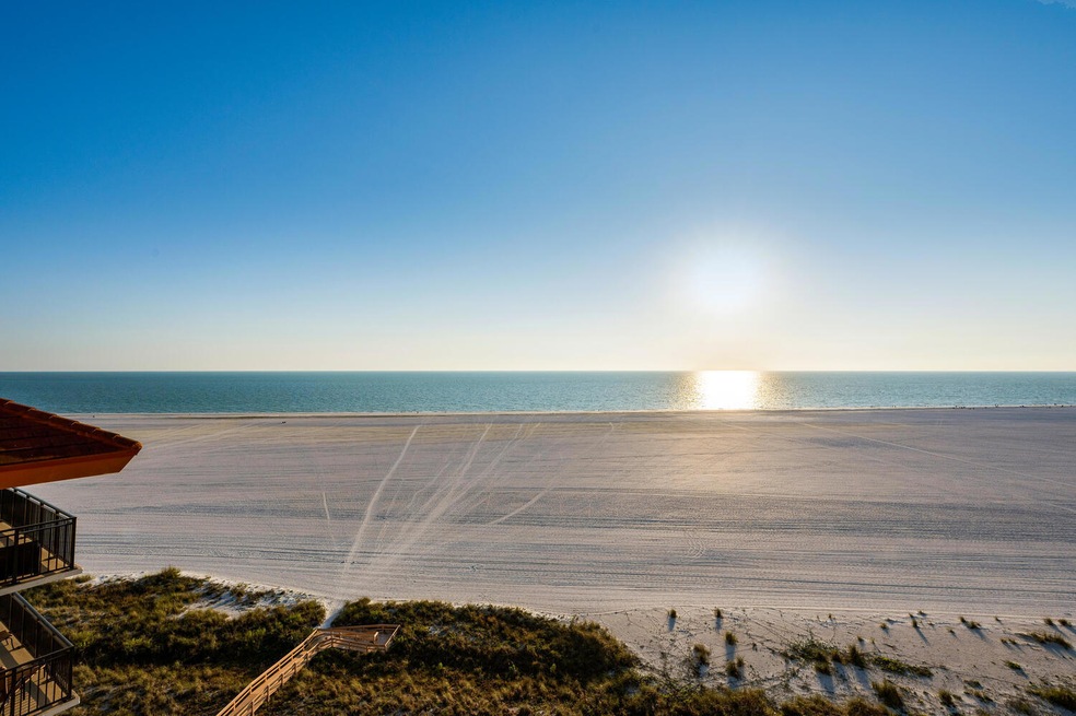 180 Seaview Ct Unit 1203 Marco-large-025