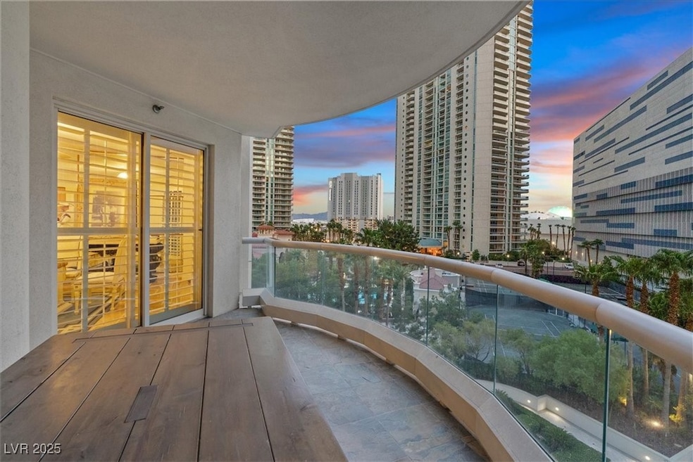 Turnberry Place unit 501, Las Vegas, NV 89109 - photo 1
