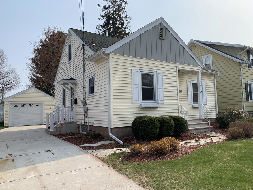 1619 29th St, Two Rivers, WI 54241 - photo 1