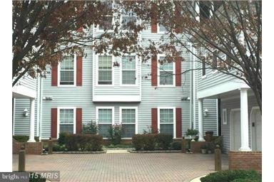 5002 Willow Branch Way unit 303, Owings Mills, MD 21117 - photo 1