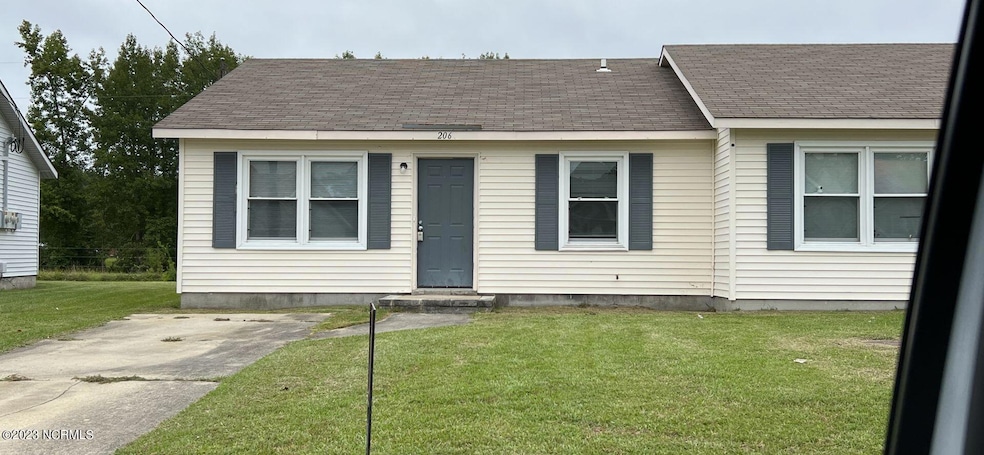 206 Appaloosa Dr, Jacksonville, NC 28540 - photo 1