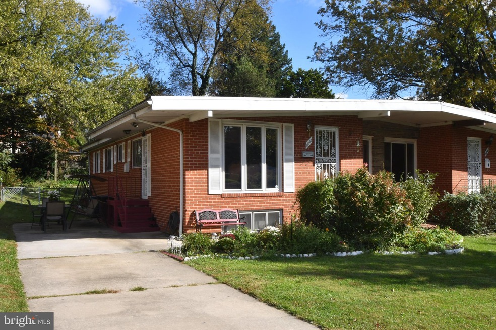 6823 Barnett Rd, Baltimore, MD 21239 - photo 1