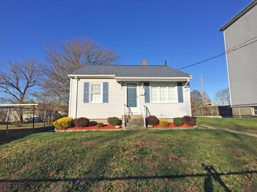 124 Howland St, Fall River, MA 02724 - photo 1