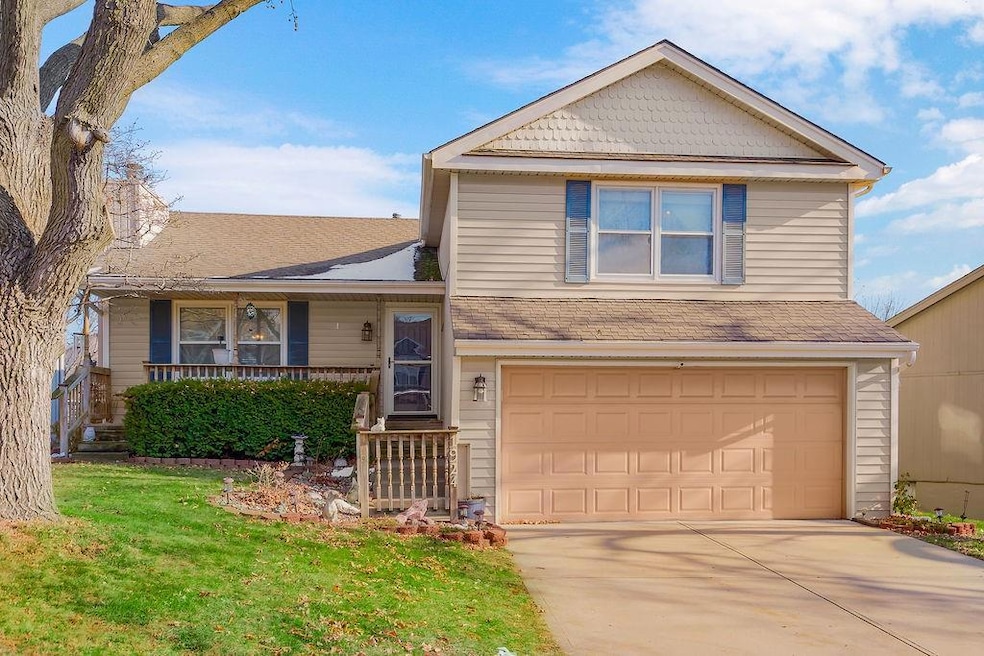 1924 NW 62nd Terrace, Kansas City, MO 64151 - photo 1