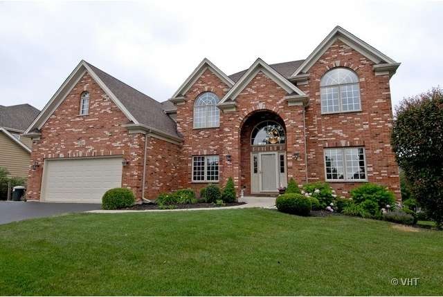 1027 Hodge Ln, Batavia, IL 60510 - photo 1