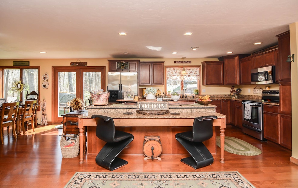 23 Woekel Cir, Pelham, NH 03076 - photo 1