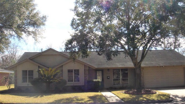 2724 Del Monte Ave, Bay City, TX 77414 - photo 1