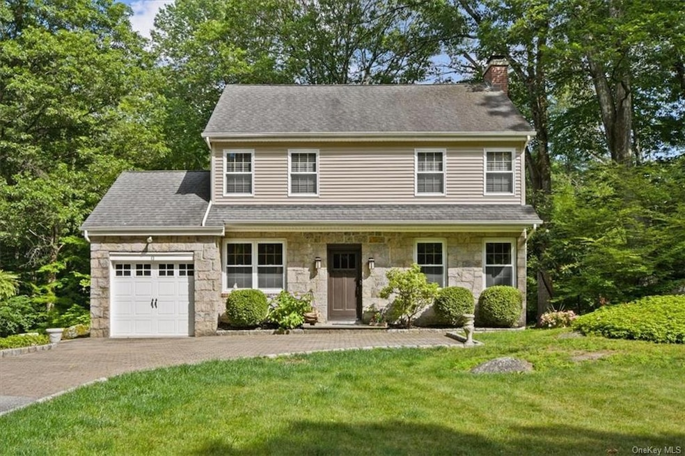 13 Furnace Brook Dr, Cortlandt Manor, NY 10567 - photo 1