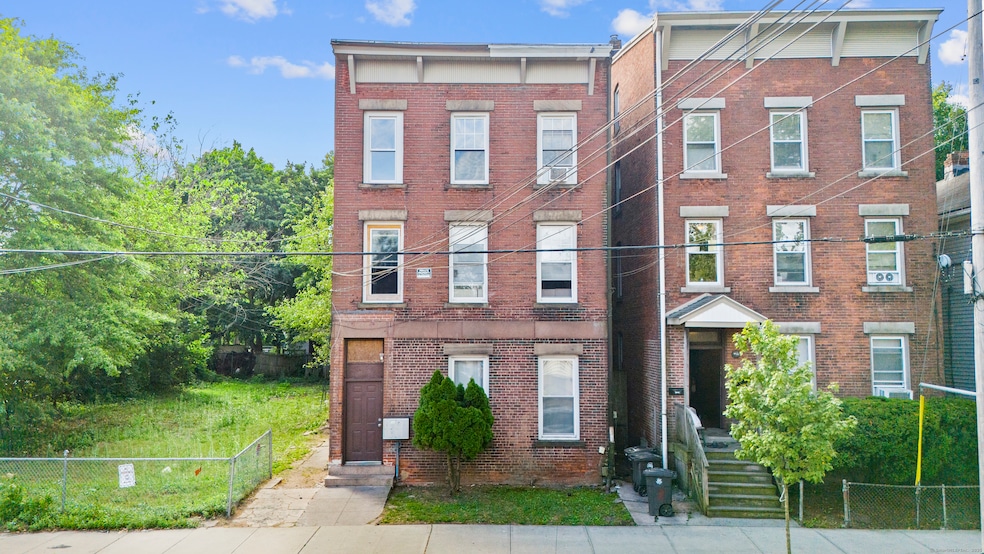 256 Davenport Ave, New Haven, CT 06519 - photo 1