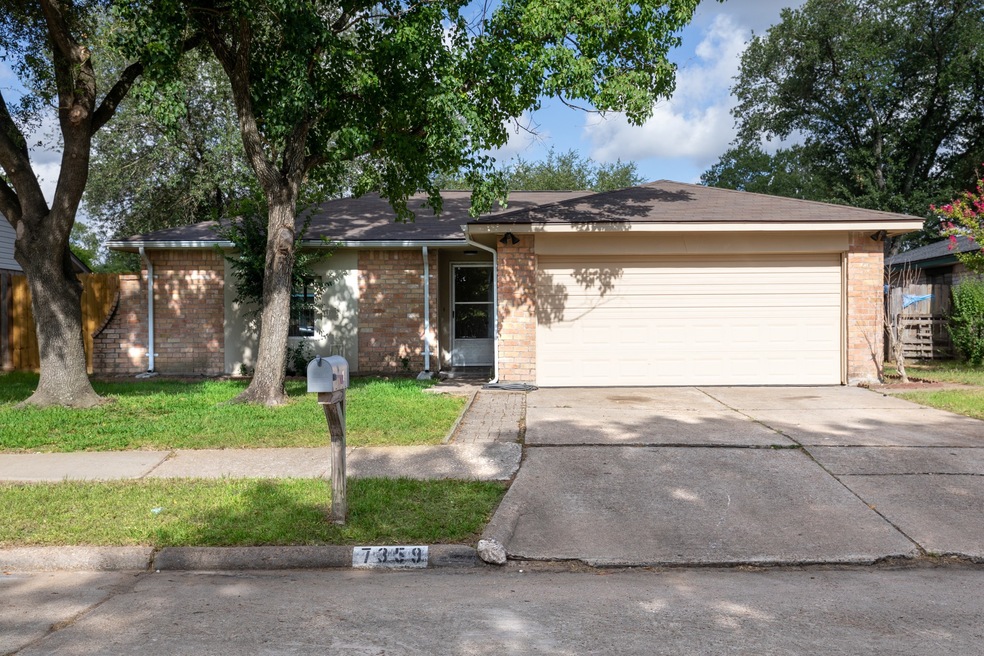 7359 Stone Pine Ln, Houston, TX 77041 - photo 1